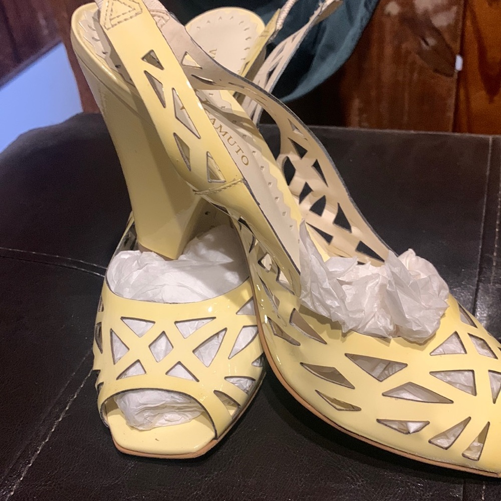 Vince Camuto Sling Back Shoes